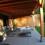 Dionbulles & Dionlodge Guesthouse, Private Wellness With Pool In Option
