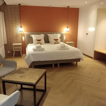 לינה וארוחת בוקר Dionbulles & Dionlodge Guesthouse, Private Wellness With Pool In Option 4*
