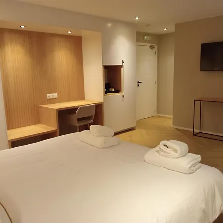 Dionbulles & Dionlodge Guesthouse, Private Wellness With Pool In Option